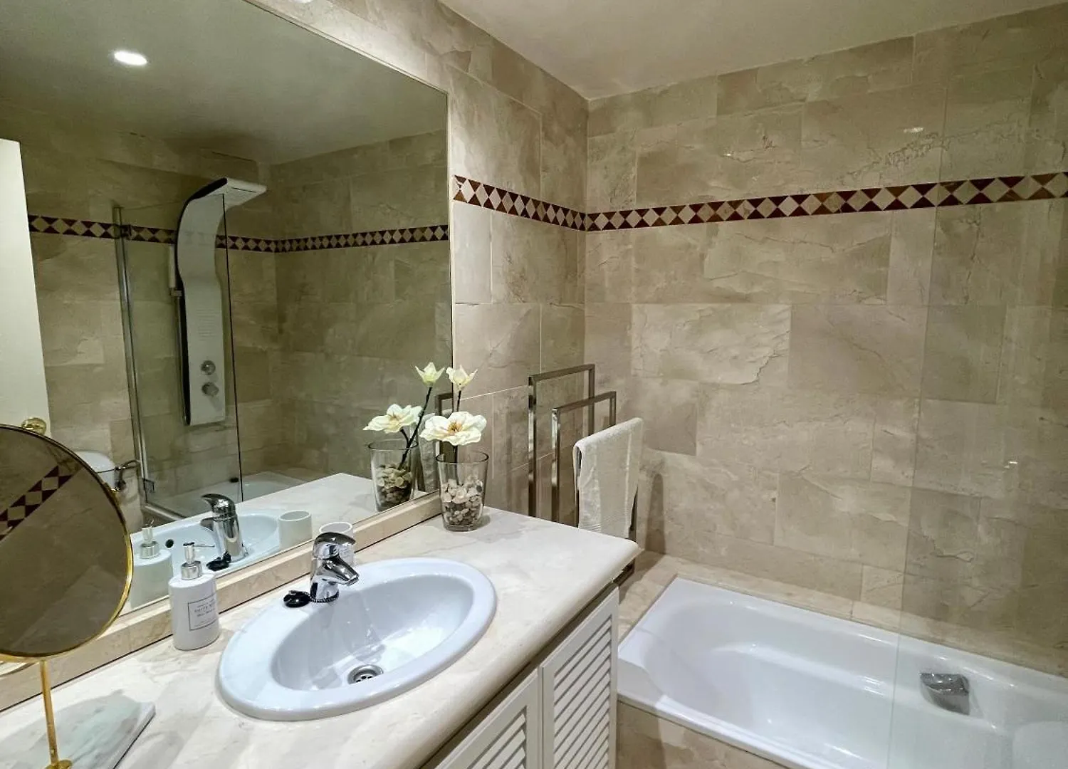Lovely Apartament In Nueva Andalucia, With Spectacular Sea & Giblartar View Marbella Spain